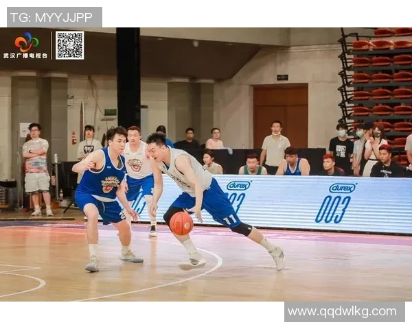 武汉篮球队与上海篮球队实力对比赛后分析与总结